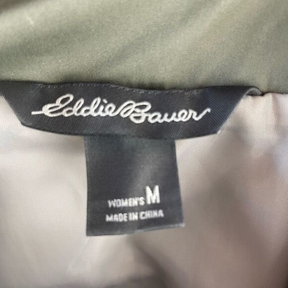Eddie Bauer Sage Green Quilted Vest Size M EUC - Picture 6 of 7